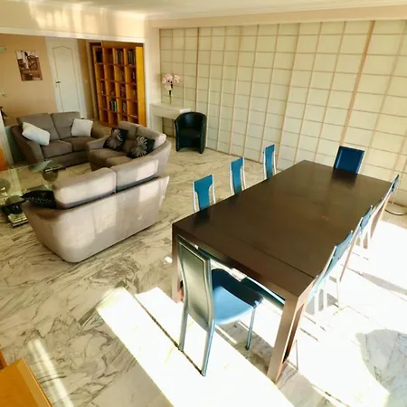 4 Bedroom 3 Bathrooms Sea View Forville Apartment5 Mins From The Palais Parking