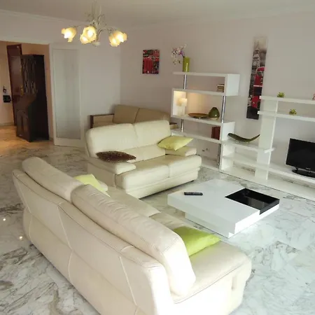 Apartment 2, 3 And 4 Bedroom Sea View Forville 5 Mins From The Palais Cannes