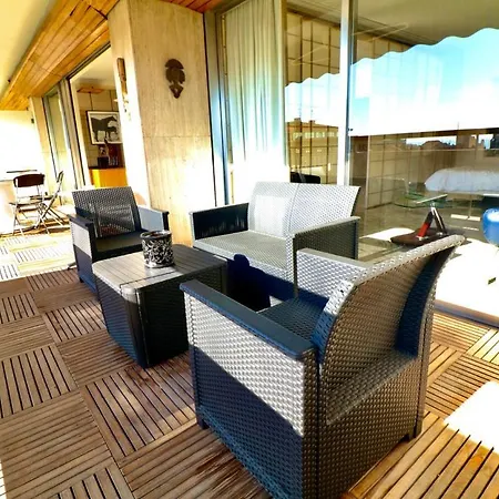 Apartment 2, 3 And 4 Bedroom Sea View Forville 5 Mins From The Palais Cannes