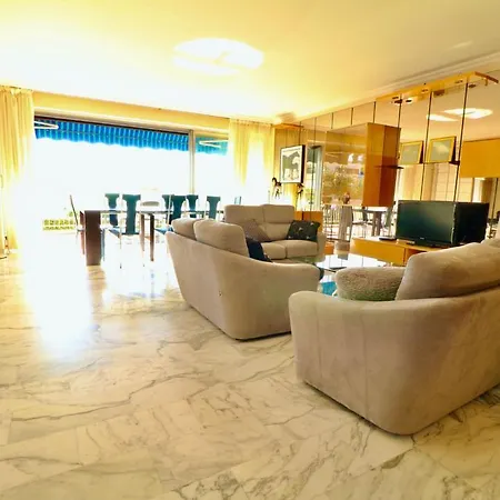 2, 3 And 4 Bedroom Sea View Forville 5 Mins From The Palais Apartment