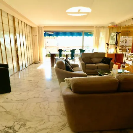 2, 3 And 4 Bedroom Sea View Forville 5 Mins From The Palais Apartment