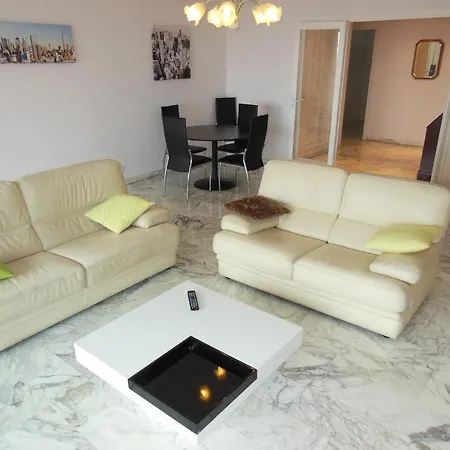2, 3 And 4 Bedroom Sea View Forville 5 Mins From The Palais Apartment
