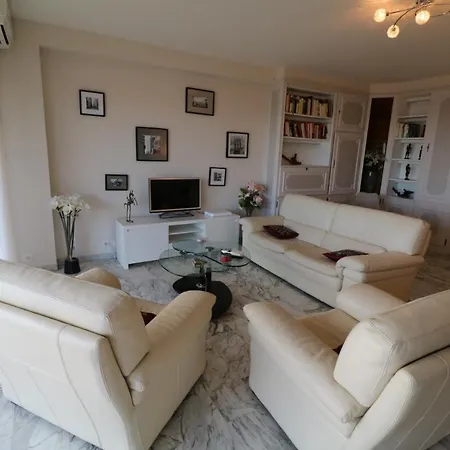 Apartment 2, 3 And 4 Bedroom Sea View Forville 5 Mins From The Palais