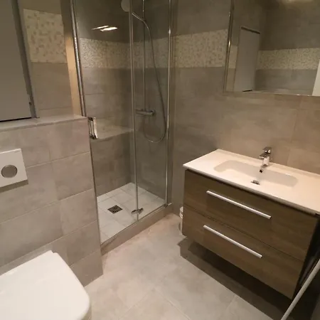 2, 3 And 4 Bedroom Sea View Forville 5 Mins From The Palais Apartment *