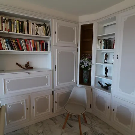 Apartment 2, 3 And 4 Bedroom Sea View Forville 5 Mins From The Palais Cannes